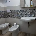 Astra לינה וארוחת בוקר